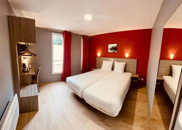 Hipotel Paris Gambetta République